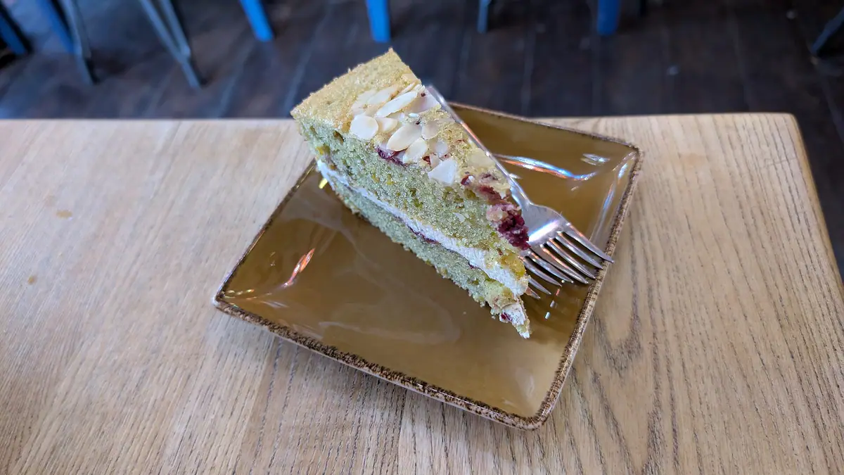 J'adore Cakes – cake shop in Uxbridge, London